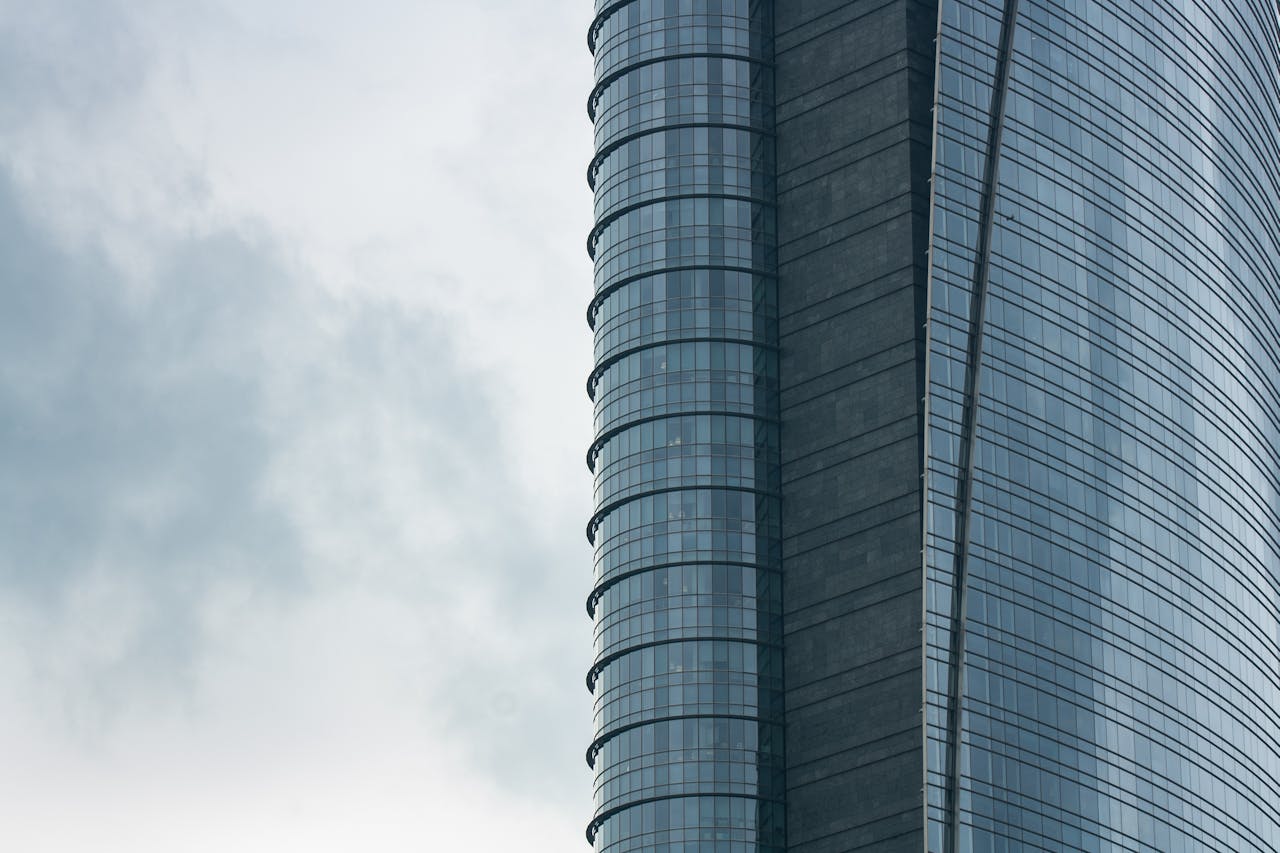 pexels-emiliano-fanti-2347147 by Squalo Produzioni in Milan